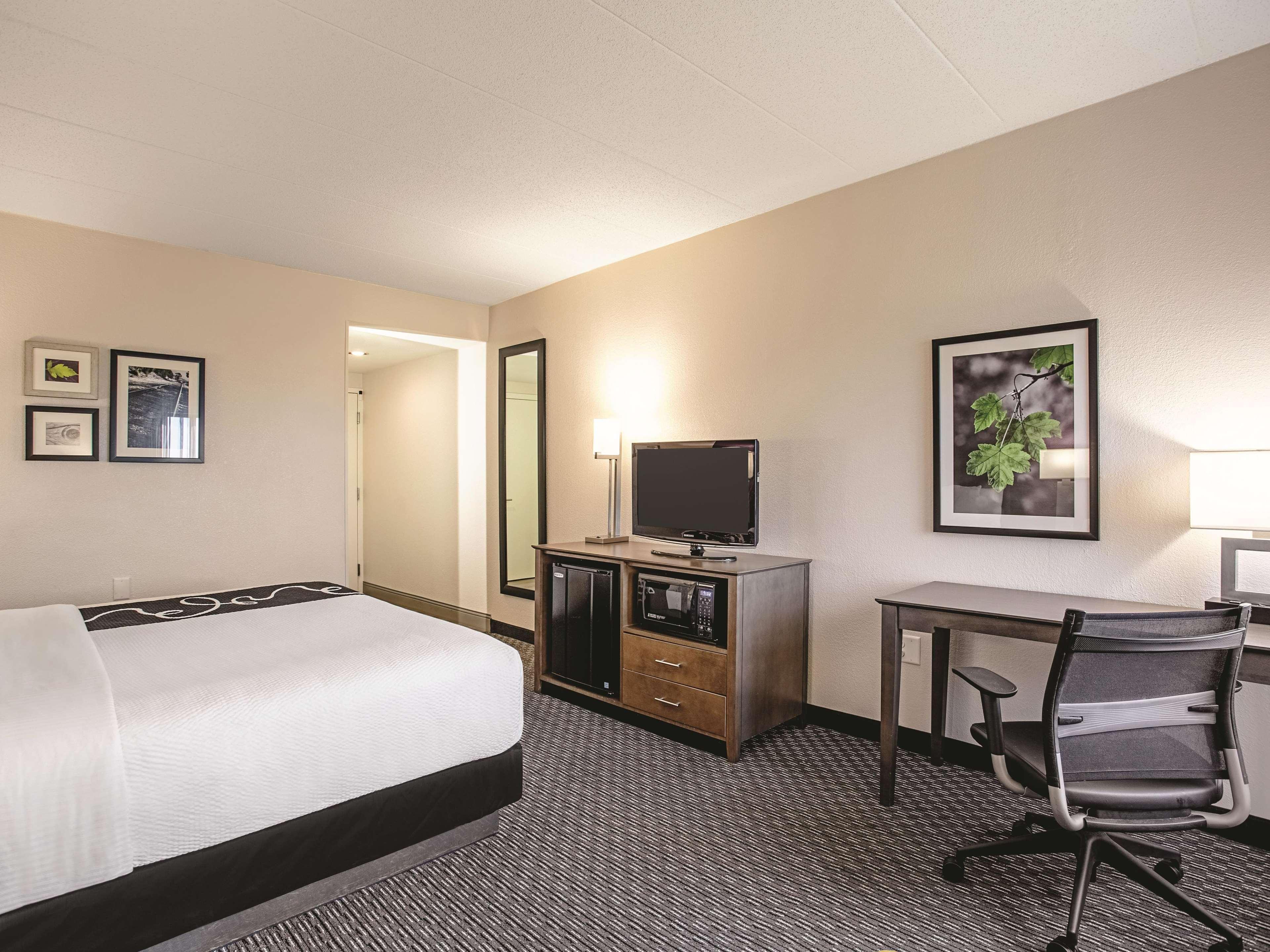 La Quinta By Wyndham Baltimore N / White Marsh Rosedale Eksteriør bilde