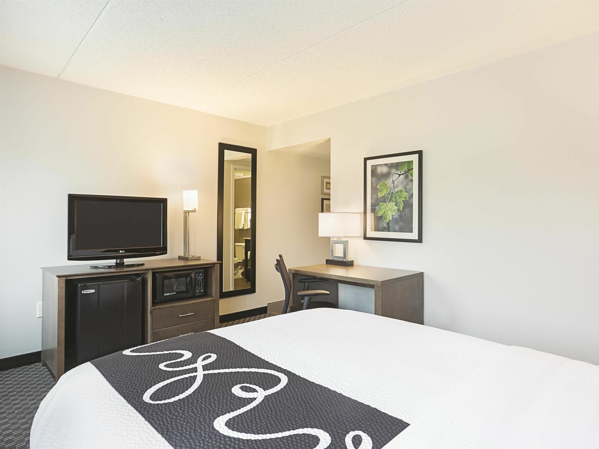 La Quinta By Wyndham Baltimore N / White Marsh Rosedale Eksteriør bilde